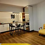 Central Nest Apartment