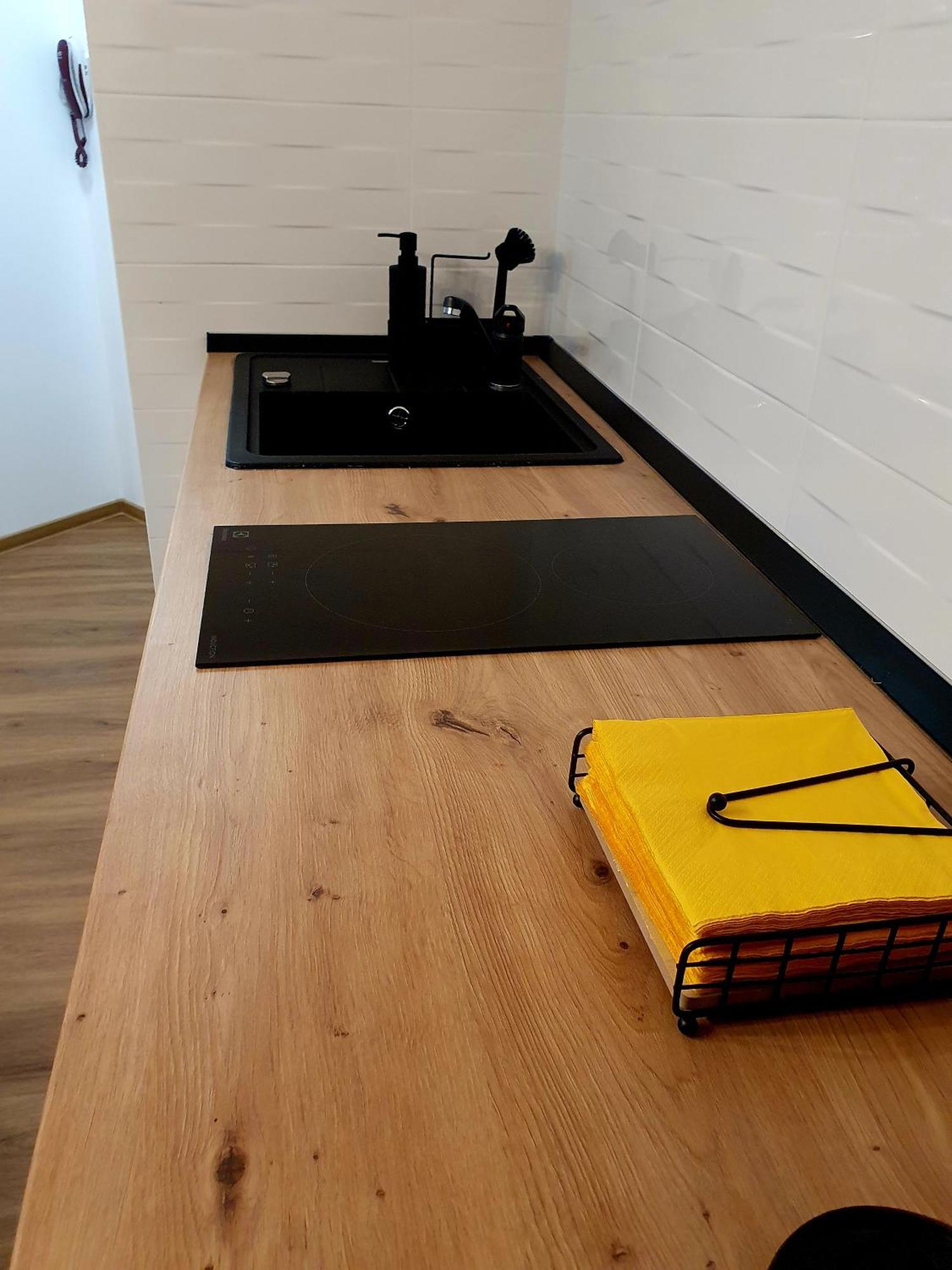 Nest Apartment *