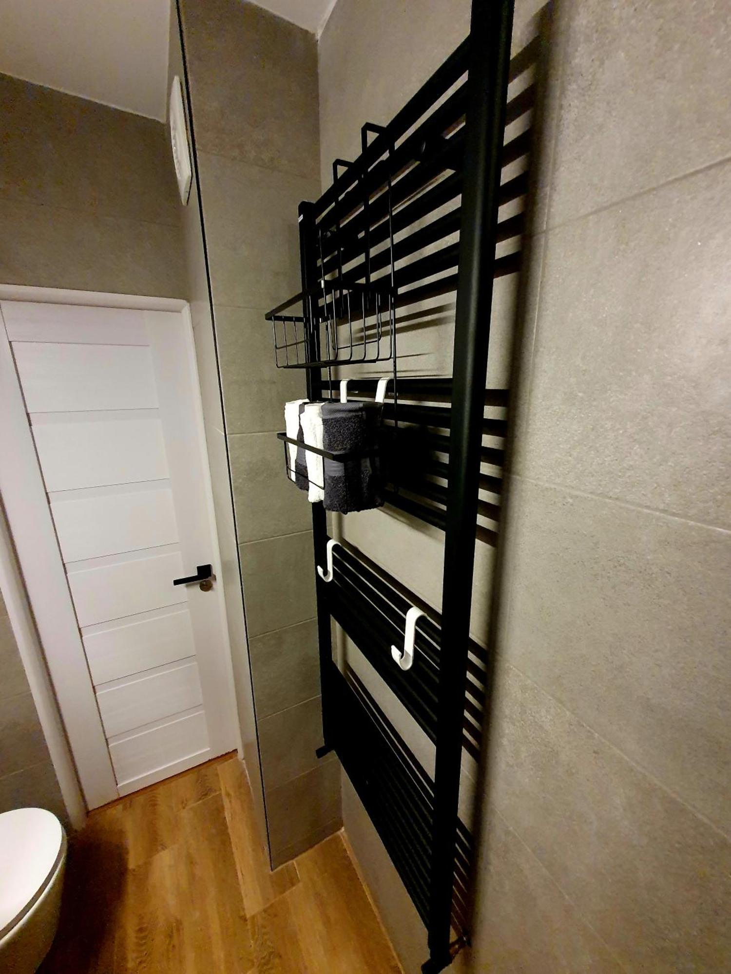 Nest Apartment