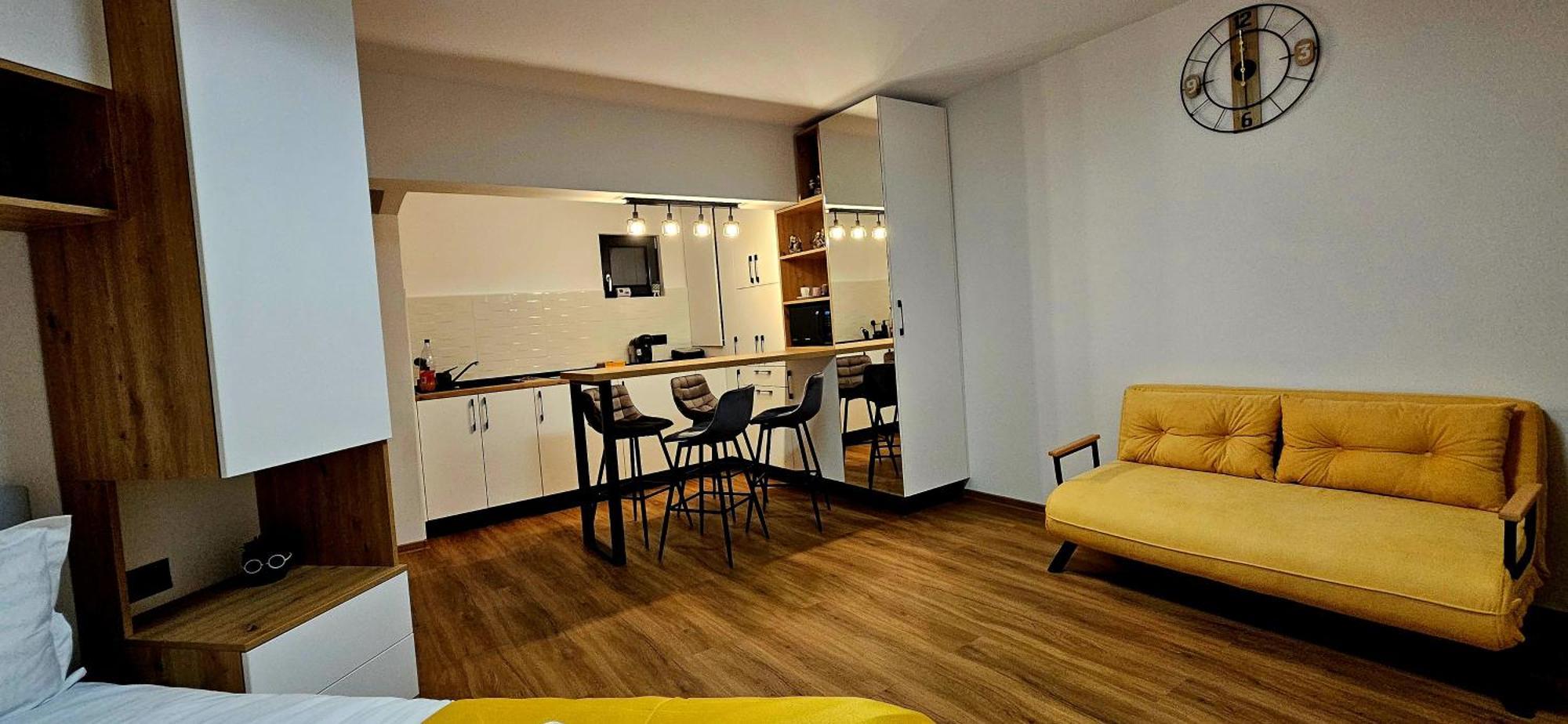 Nest Apartment *